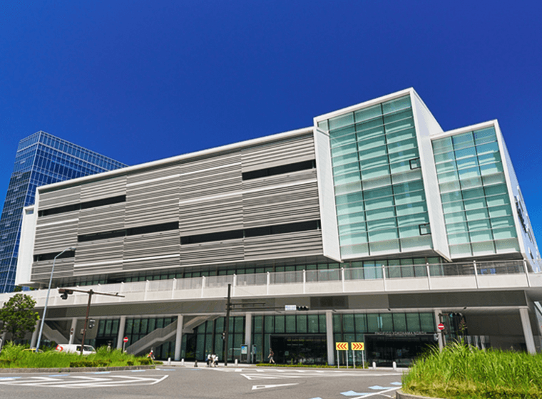 みなとみらいMICEの外観