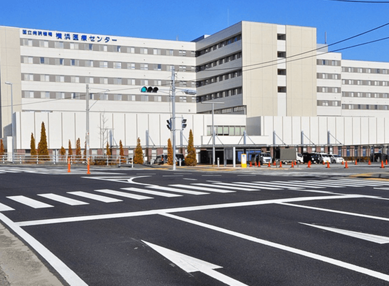 横浜医療センターの外観