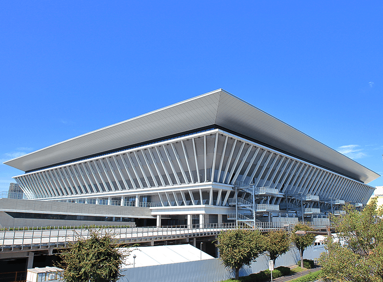 東京アクアティクスセンターの外観